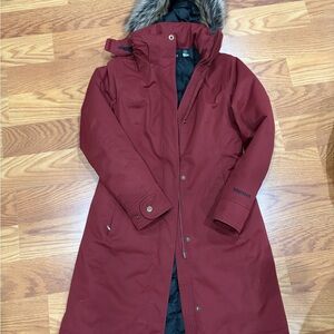 Marmot Women's Chelsea Slim fit Down jacket with Fur Hood